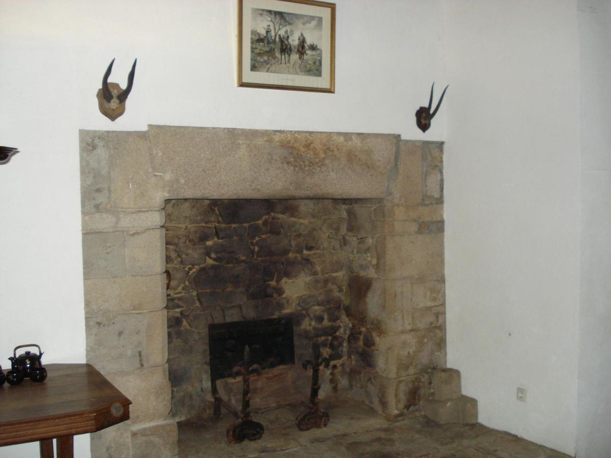 Chateau De Grand Bonnefont Limoges Bagian luar foto